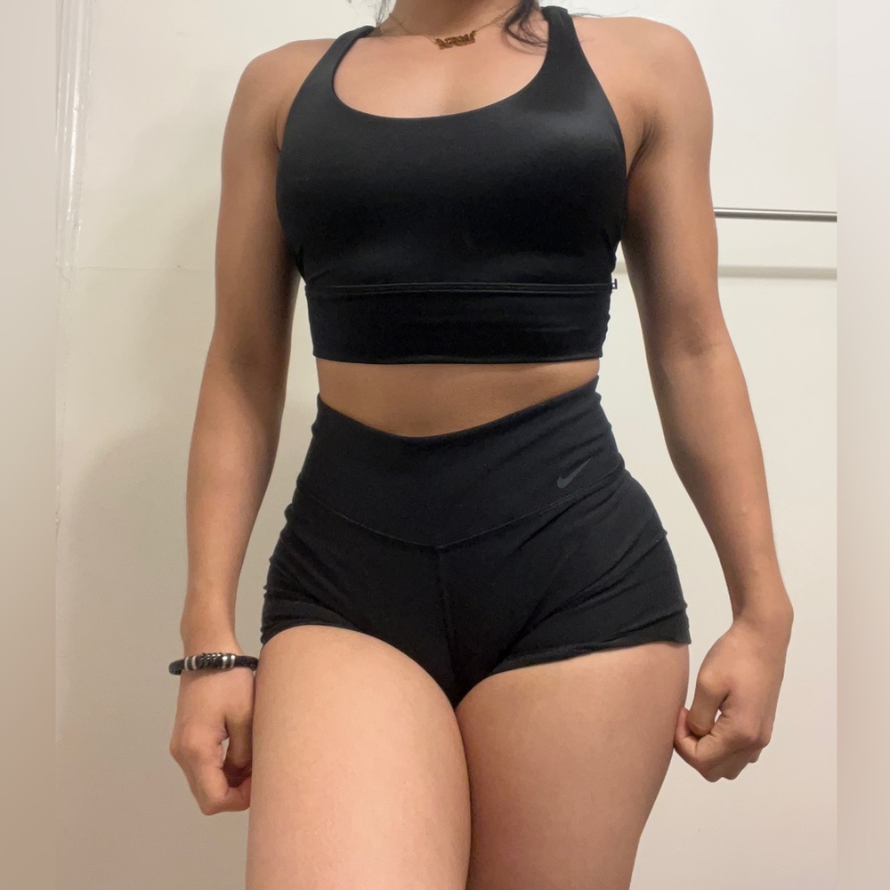Lululemon Top - Picture 2 of 5